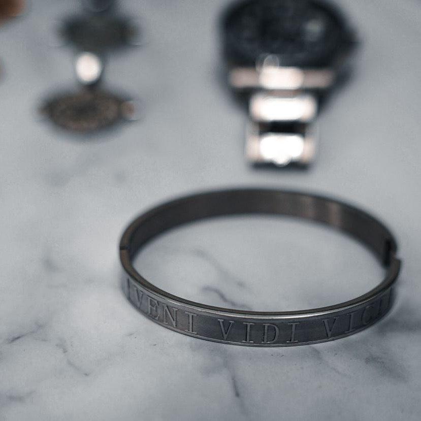 Veni Vidi Vici Bracelet